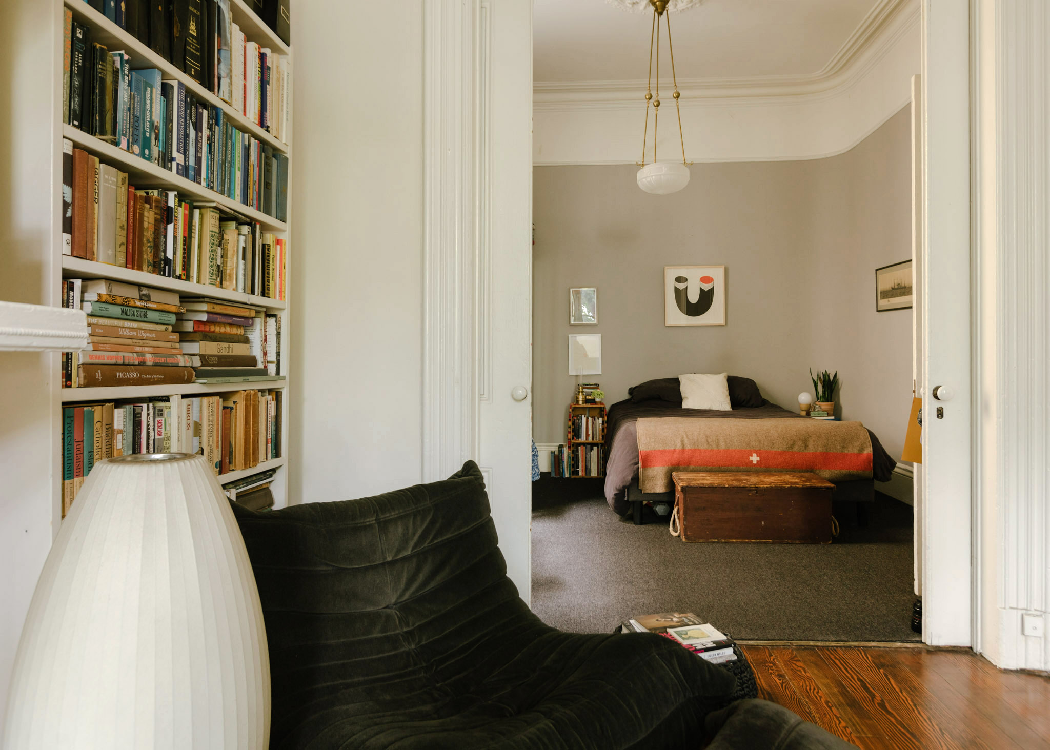Aesthetic-Union-James-Tucker-Birch-Home спальня